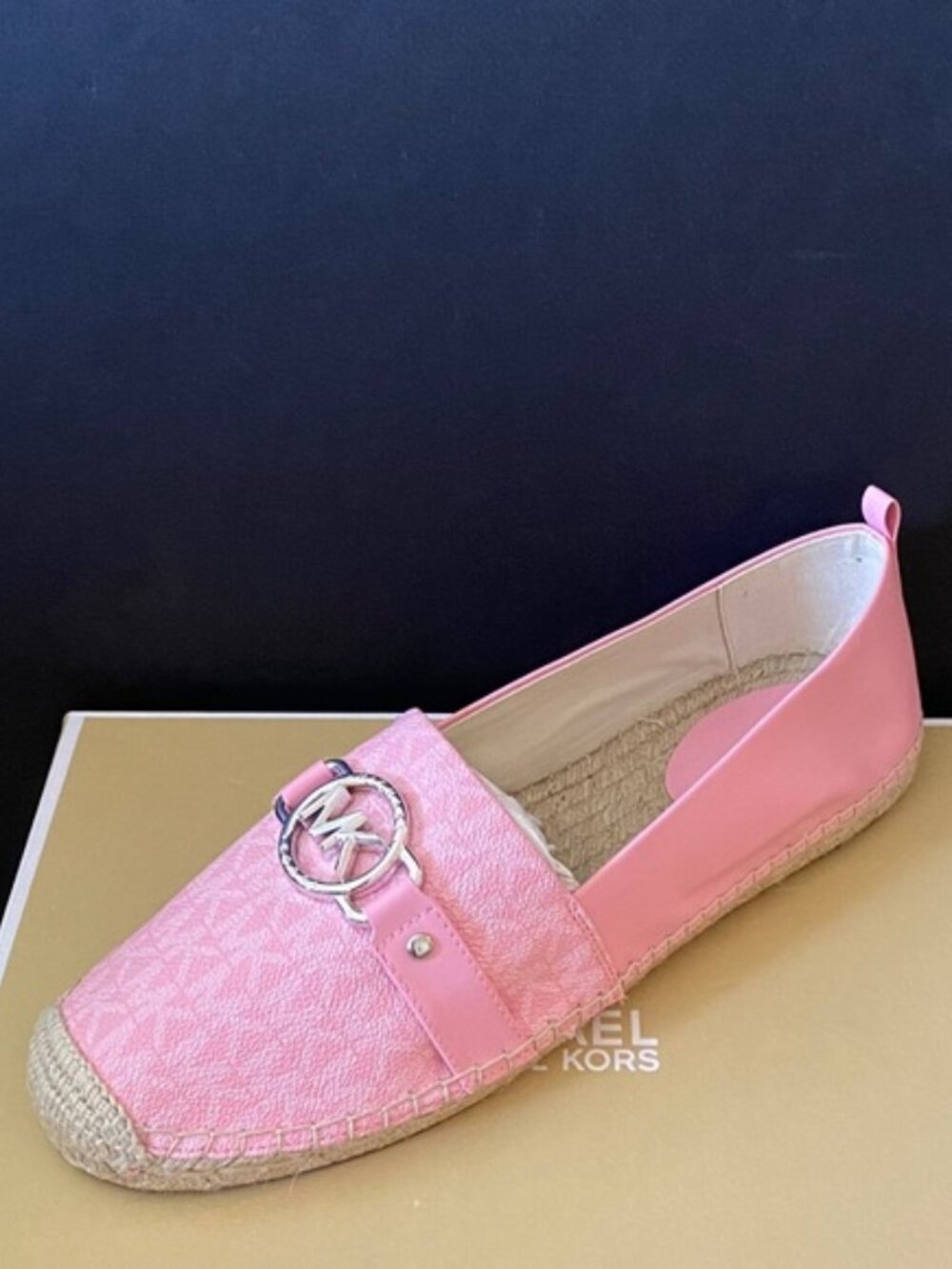 Michael Kors Rory MK Logo Shell Pink Slip On Espadrille Shoes Flats Loafers NEW